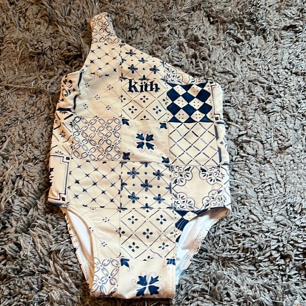 Kith one piece